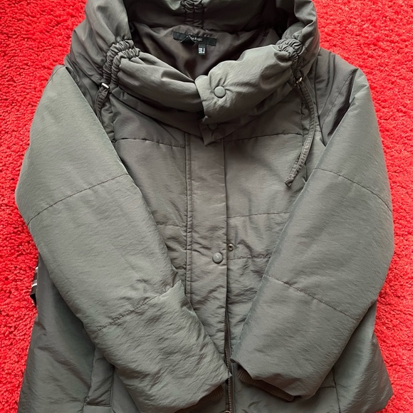 Jacket - Picture 2 of 14